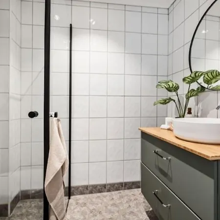 Flott Sentral 3 Roms * Берген